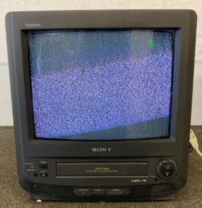 Vintage Sony Trinitron KV-13VM30 CRT Television Set