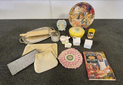 Kitchen Decor, Cook Book, Dish, Silver Serving Tray, Rolling Pin, Handbags, Hot Pan Place Mat