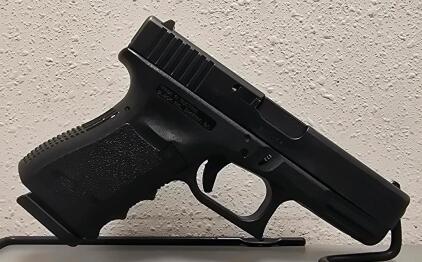 Glock 23 .40 S&W Semi-Auto Pistol, Austrian Made, Serial Num. NMT588