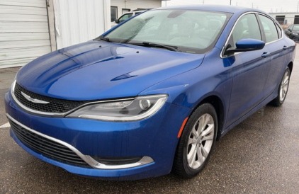 2015 CHRYSLER 200 LIMITED - RUNS WELL
