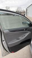 2013 HYUNDAI SONATA HYBRID - HEATED SEATS - 9