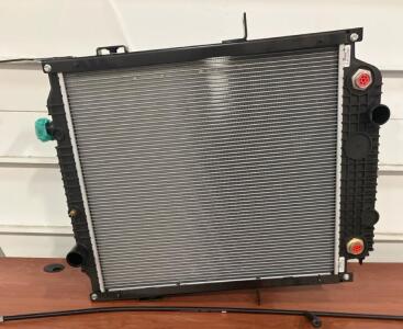Radiator 3817133 for UPS/Freightliner Step Van, Aluminum Core, OEM, USA, S221004173-AU04417