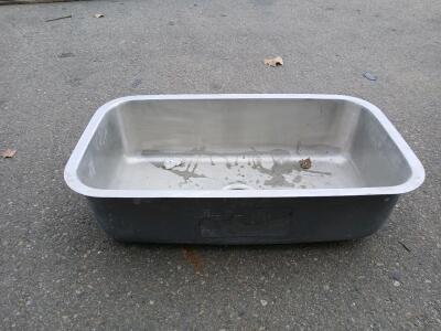 Large Stainless Steel Undermount Kitchen Sink, Single Bowl, Center Drain, ~32"x19"x10"