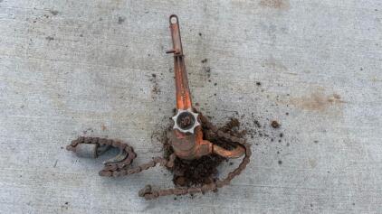 Little Mule Lever Chain Hoist 1.5 Ton Capacity, 16" Handle, Manual Come Along, Orange Steel Body