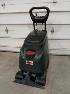 Viper CEX410-US Commercial Carpet Extractor, 16" Path, 12/11 gal Tanks, 120V, Serial US00378136M
