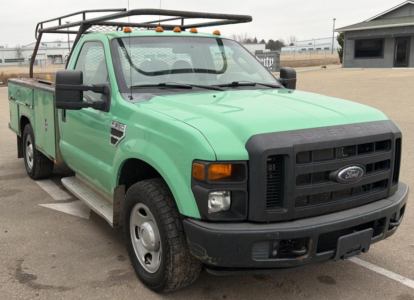 2009 FORD F-350 - LADDER RACK!