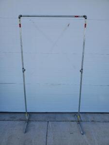Industrial Freestanding Galvanized Pipe Garment Rack &ndash; 6.5'x5', Heavy Duty Clothing Display
