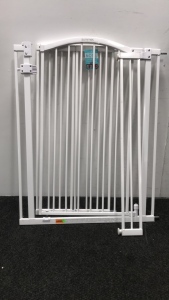 38&rdquo; Tall Adjustable Metal Baby Gate
