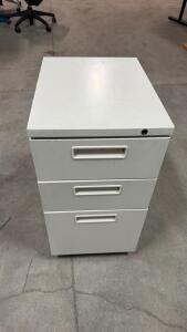 3-Drawer Metal Office Filing Cabinet, Locking, Freestanding, Gray, 15.75"x20"x27.75"
