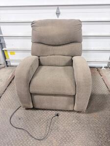 Pride Electric Lift Recliner Chair, Beige Fabric, Wired Remote, 325 lbs Capacity. Unable to Test.