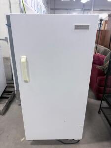 Frigidaire FFU14FC4AW1 Upright Commercial Freezer 13.7 cu ft, Manual Defrost, Lock, 115V