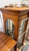 Thomasville Fisher Park 4-Door Lighted Oak China Cabinet Display Hutch, 78"x17"x82", USA - 4