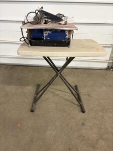 Chicago Electric CTC550 Tile Cutter, 7" Blade, 120V, 1-3/8" Cut Depth, Stand Included. Unable to test.