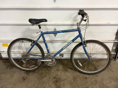 Nirve Mountain Bike, 18-Speed, 26" Wheels, Steel Frame, Blue, V-Brake, Used Condition