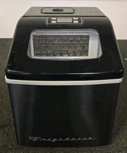 Frigidaire EFIC452-SSBLACK Countertop Ice Maker, 40 lbs/Day, Black, 2020, S/N: A20B63382120080396