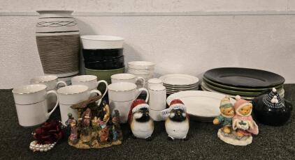 Mixed Dinnerware Set 24pc, Stoneware Bowls, Plates, Tall Vase, Holiday Figurines, Gold Trim China