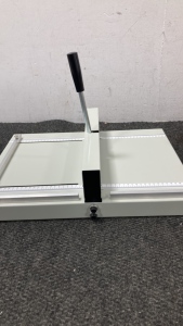 Creasing machine