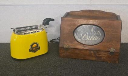 Grilled Cheese Nation Toaster with Sandwich Racks & Vintage Wooden Bread Box, Hinged Lid