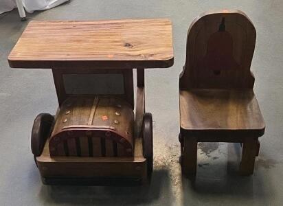 Vintage-Inspired Coffee Table Is The Jofran Roadie 41" Vintage Truck Table