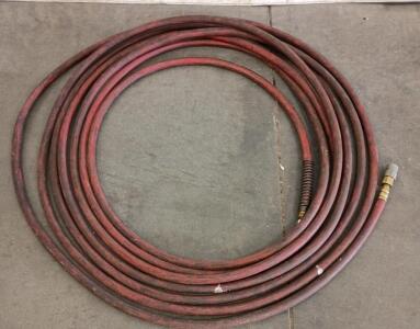 50 ft Rubber Pneumatic Air Hose, 3/8&rdquo; ID, 1/4&rdquo; NPT Quick Connect, Red, Bend Restrictor