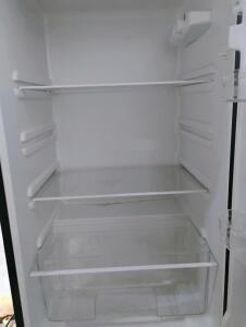 Frigidaire EFR751-6COM Retro 2-Door Top Freezer Refrigerator, 7.5 cu ft, Stainless, 2023, S/N: A2312537070000413