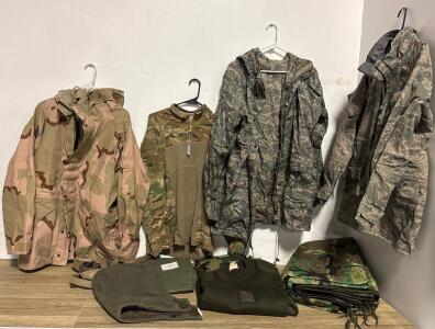 U.S. Military Surplus Cold Weather Clothing Lot Size Medium&ndash; Parkas, Liners, Combat Shirt, Sweater, Camouflage