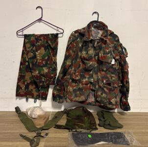 Swiss Army TAZ 83 Alpenflage Field Uniform Set, Jacket (48), Pants (28x31), Gloves, Hood, Suspenders, 1985 NSN