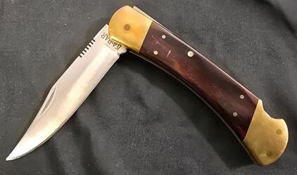 KA-BAR Lockback Folding Hunter 1189, 3.5" Clip Point Blade, Wood & Brass Handle