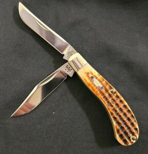 Case Trapper TB62110 SS Folding Knife, 2-Blade, USA, Jigged Bone Handle, 3.25" Closed