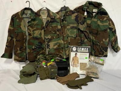Military Clothing & Accessories &mdash; Size Small Clothing, Tops & Bottoms, Pouches, Thermals & More