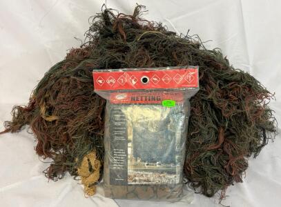 Camouflage Netting Set & Woodland Camouflage Suit