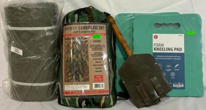 Woodland Camouflage Suit (XL/2XL), Kneeling Pads, Shovel & Sandbags
