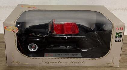 1939 Lincoln Zephyr Convertible 1:18 Scale Diecast by Signature Models in Box
