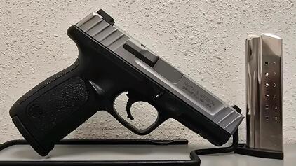 Smith & Wesson SD9 VE 9mm Semi-Auto Pistol, Stainless Slide, Polymer Frame, SN: HFB2997