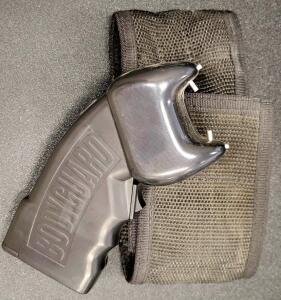 (1) Black Bodyguard Taser