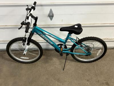 Huffy Highland 20" Kids Mountain Bike, Teal, Steel Frame, V-Brakes, Kickstand, 6-Speed