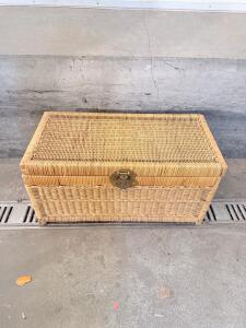 JACO Singapore Wicker Storage Trunk &ndash; 30"x15"x14" Natural Rattan Chest, Brass Latch, Vintage