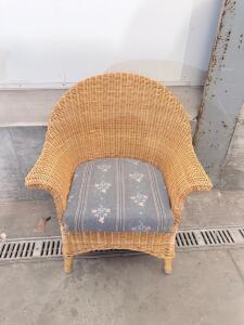 Wicker Armchair, Barrel Back, Blue Floral Cushion, Rattan Frame, 26"x27"x32", Removable Seat & Pink Foldable Metal Bistro Table & Blue Slatted Metal Stool Outdoor Patio Set