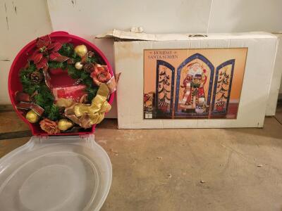Holiday Santa Screen 3-Panel Decorative Folding Room Divider, Hand-Painted Folk Art Christmas D&eacute;cor