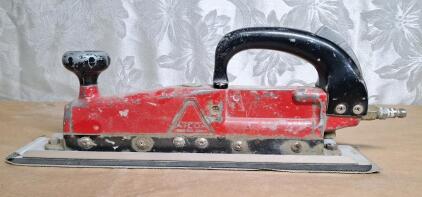 (1) Viking V100 - 15" Dual Piston Straight Line Air Sander
