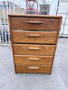 Classic 5-Drawer Oak Chest of Drawers, Medium Finish, 48"x32"x18", Metal Pull Handles
