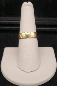 (1) Size 7 1/2 14K Gold Courtship Ring