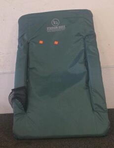 Stadium Boss Deluxe Stadium Chair Green/Black with Backpack Straps, Mesh Pocket, 20"x16"x17", 300lb Capacity