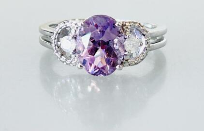 1.66 ct Amethyst & 0.13 ct Diamond Three-Stone Ring in Silver, Oval Cut, 2.96g, K21E3, Sz 6.5