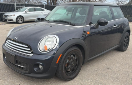 2013 MINI COOPER - 118K MILES!