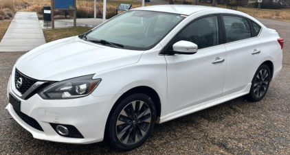 2016 NISSAN SENTRA - HEATED SEATS!