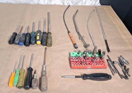 (14) Assorted Screwdrivers, (4) Part Grabber Tools & Assorted Bits