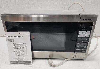 (1) Panasonic Inverter Countertop Microwave Oven W/ Operating Intructions