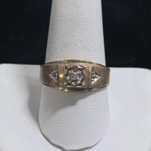 10K Yellow Gold Men's Fashion Ring, Diamond Accents, Rectangular & Triangle Design, Size Not Listed