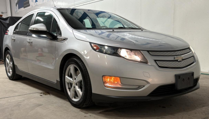 2014 CHEVROLET VOLT - 133K MILES!